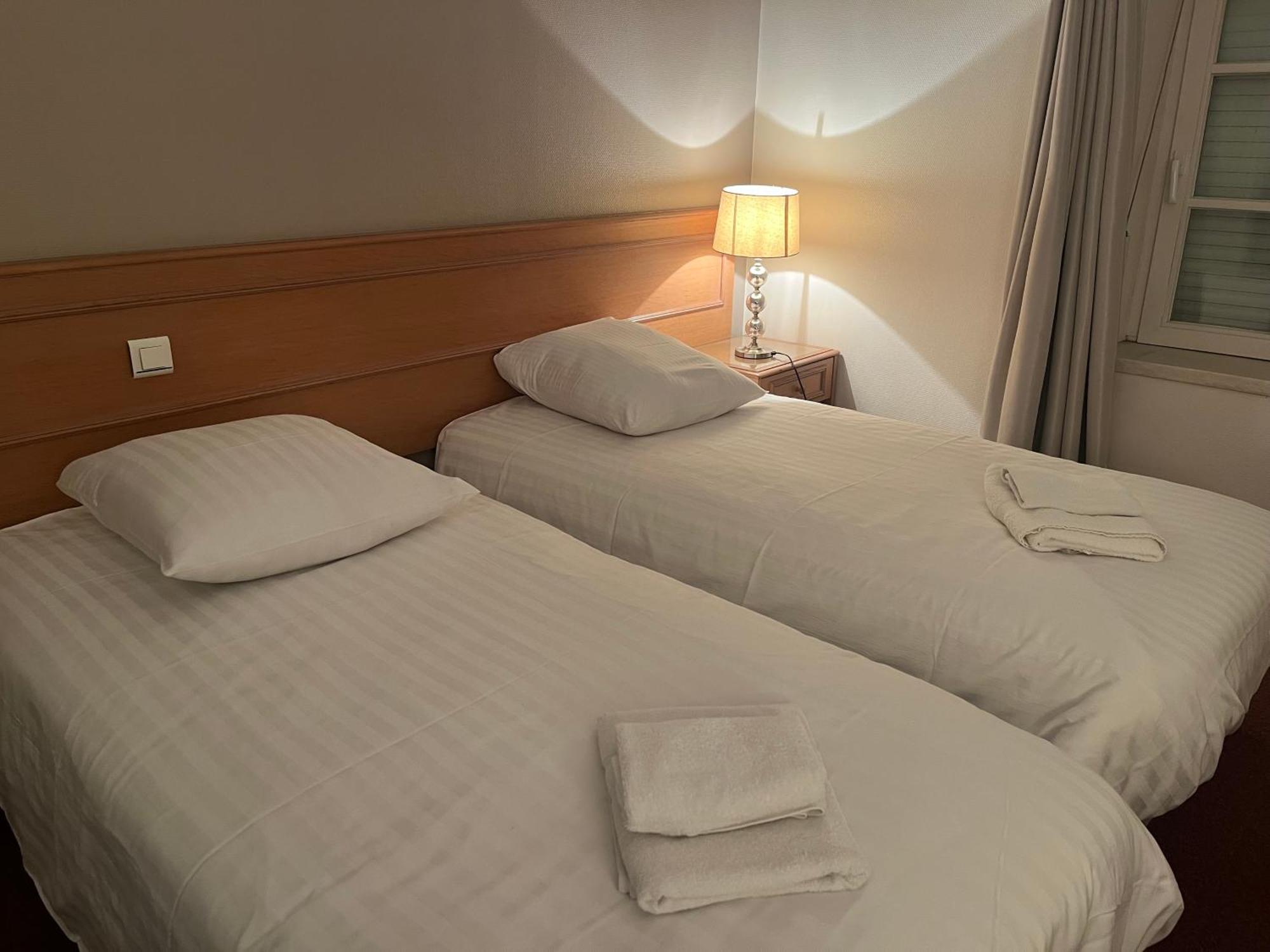 Hotel Le Roosevelt Givet Eksteriør bilde