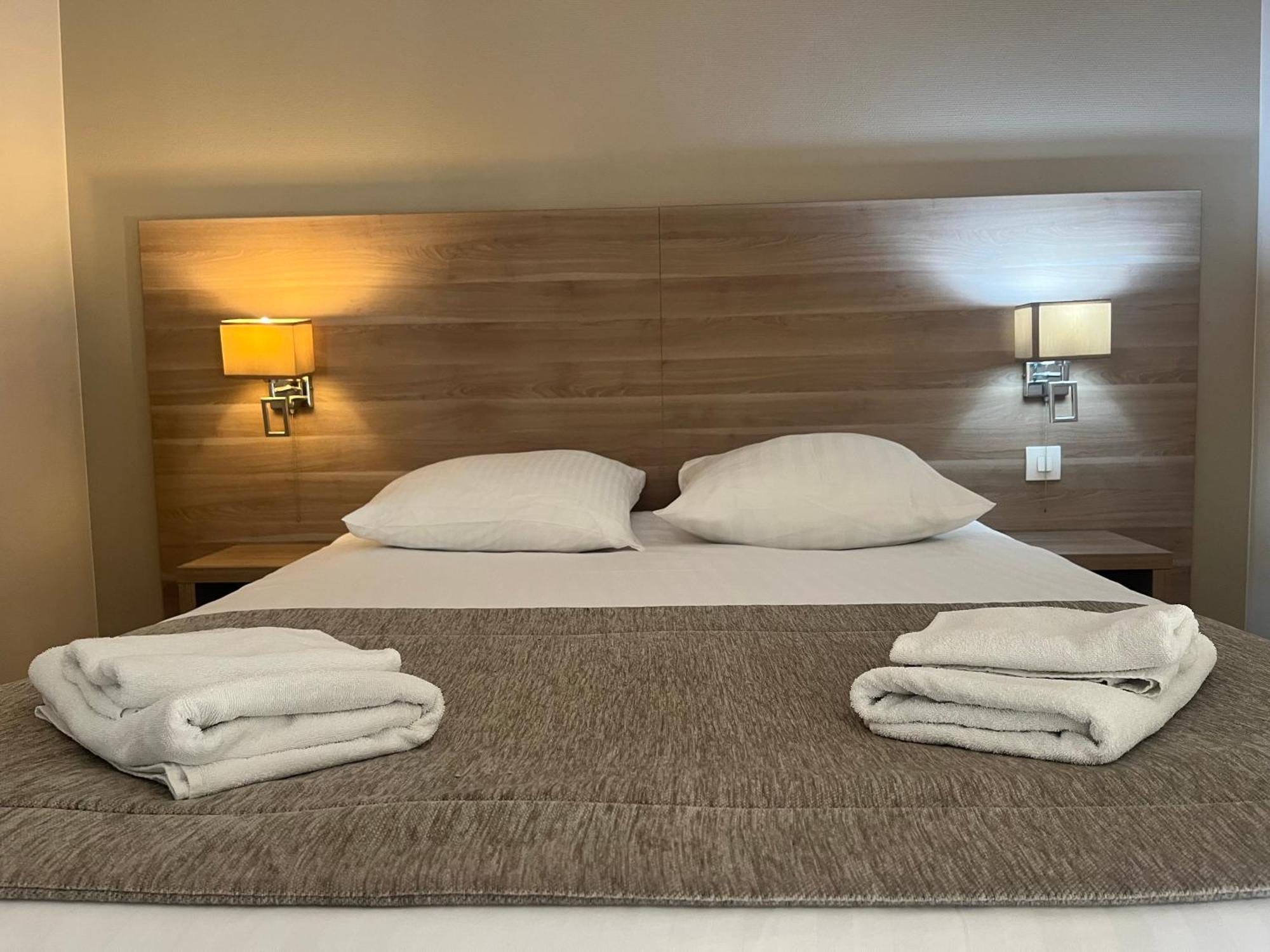 Hotel Le Roosevelt Givet Eksteriør bilde